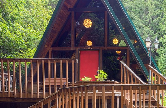 Beautiful A-frame Near Mount Rainier National Park and Crystal Mountain