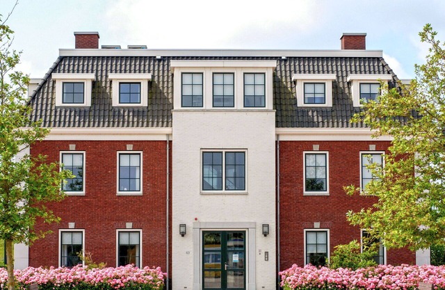 Beautiful apartment for 4 guests with hot tub, WIFI, TV and balcony