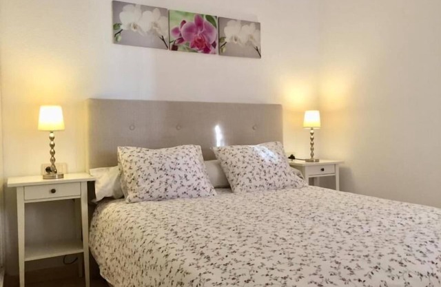 Beautiful apartment with sun terrace and sea view