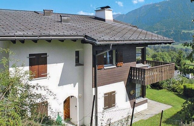 Beautiful apartment for 5 guests with WIFI, TV, patio, pets allowed and panoramic view