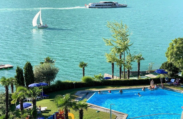 Beautiful apartment for 4 guests with pool, WIFI, A/C, TV, balcony and panoramic view