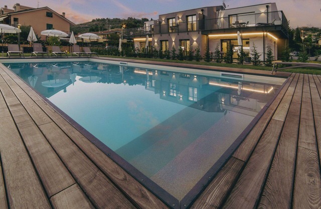 Beautiful apartment for 4 guests with A/C, WIFI, pool, TV, terrace and pets allowed