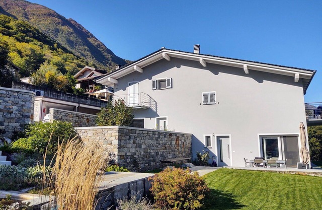 Beautiful apartment for 4 guests with A/C, WIFI, TV and patio