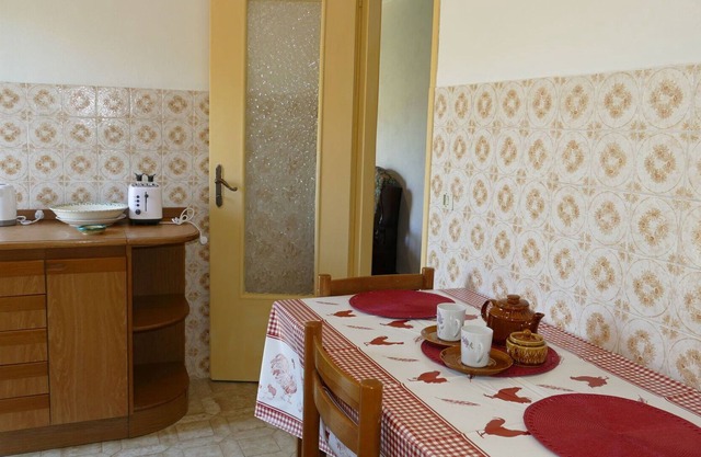 Beautiful apartment for 4 people with WIFI, balcony, pets allowed and panoramic view