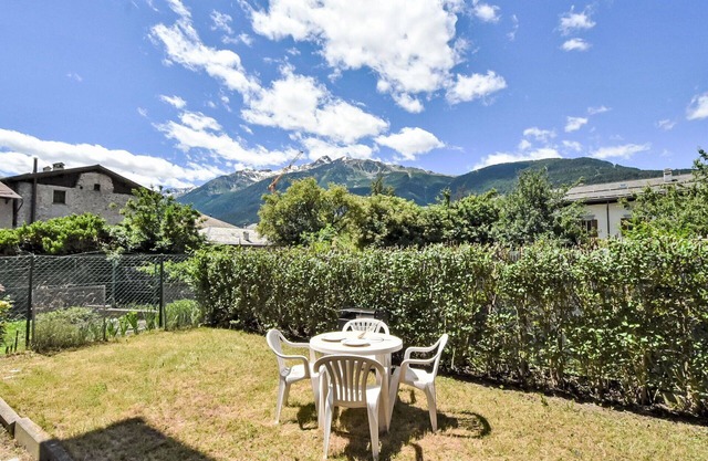 Beautiful apartment for 4 people with WIFI, TV, pets allowed and parking