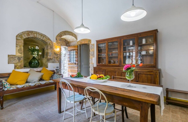 Beautiful apartment for 2 guests with WIFI, TV, patio, pets allowed and panoramic view