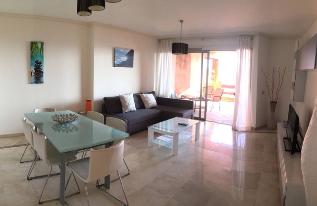 Beautiful apartment with large terrace & sea view