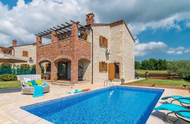 Beautiful authentic stone holiday house with private swimming pool and garden