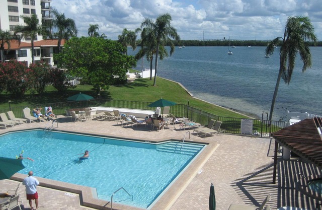 Beautiful Bahia Pointe Waterfront Villa now available Sept/Oct 2025 $130 night
