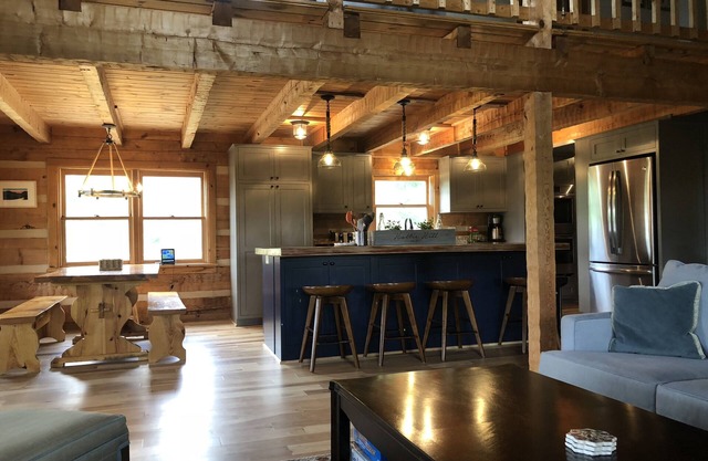 Beautiful Blue Ridge Views, Beautiful Pastoral Setting - HH Mtn Happy