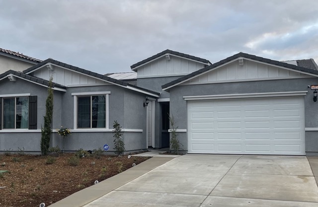 Beautiful, brand new next gen suite near Temecula wine country