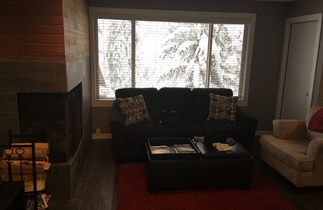 Beautiful family condo located in the Village