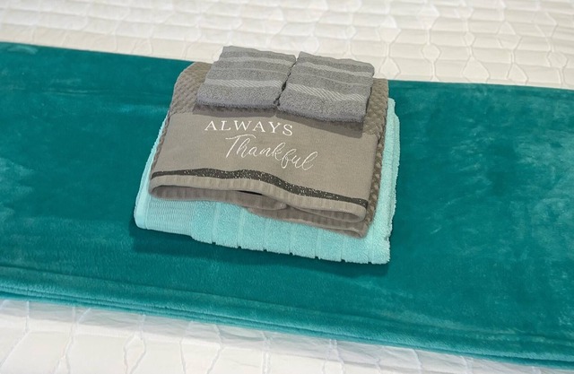 Beautiful & Cozy LOfT/SpaceX, Beaches.