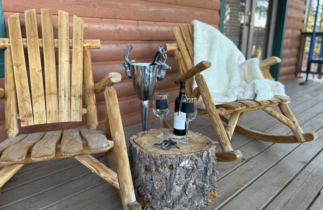 Beautiful & Cozy Mountain Cabin- less than 5 mins to Burro Street