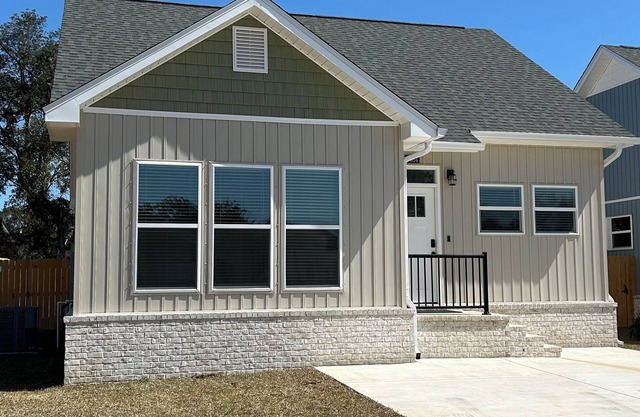 Beautiful custom cottage built in 2025 n5 minutes to Perdido Key Beaches