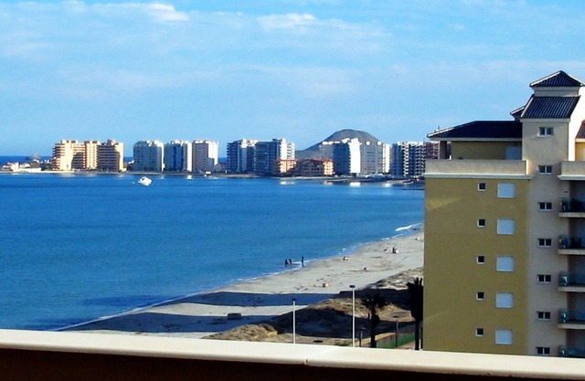 Beautiful, double BEACH FRONT Penthouse, Breathtaking View, Wi-Fi, SAT TV, Pool