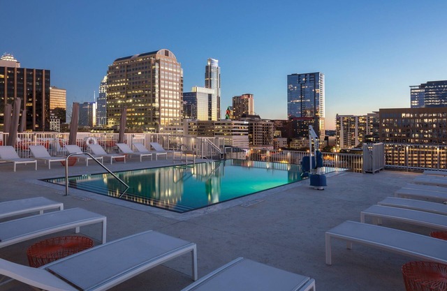 Beautiful Downtown Austin 1BR Studio Deluxe
