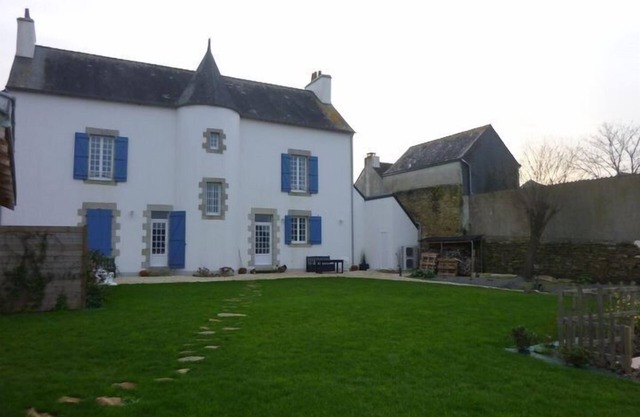 Beautiful family home for 10 people