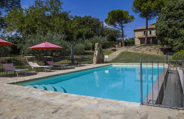 Beautiful Farmhouse Villa With Extravagant Pool