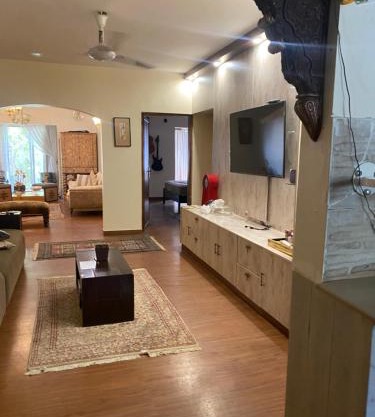 Beautiful flat near Do Talwar, Clifton, Karachi