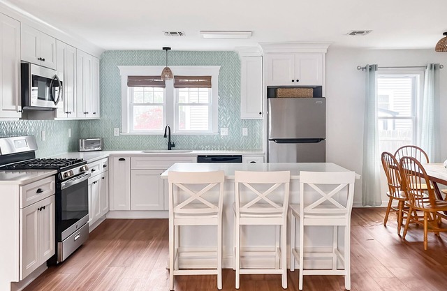 Beautiful fully-renovated house in Wall, close to Belmar and Spring Lake beach!