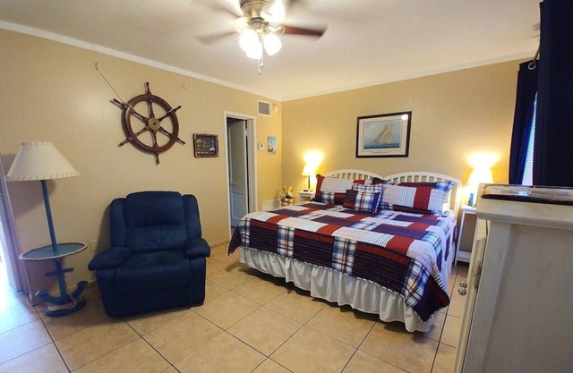 Beautiful Historic Cottage, Nantucket