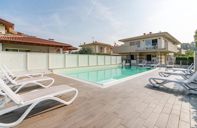 Beautiful home in Puegnago sul garda