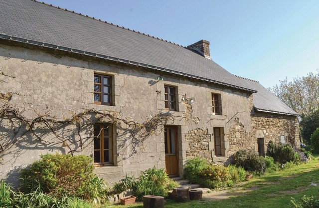 Beautiful home in Moelan sur Mer