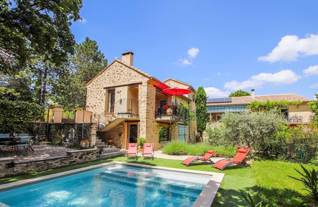 Beautiful home in Colonzelle