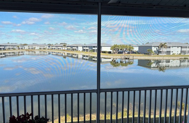 Beautiful lakeview 2nd fl 2 bed 2 bath condo in a delightful Lake Suzy Community