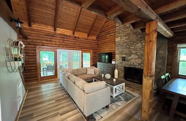 Beautiful log cabin with awesome game roomn