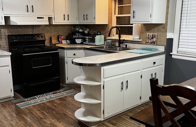 Beautiful Luxury Apartment in the Southwest Suburbs of Chicago