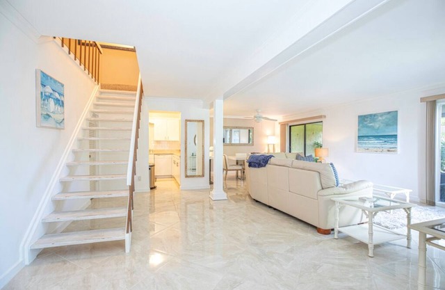 Beautiful North Naples Condo Minutes to Beaches!