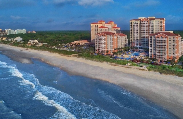 Beautiful Ocean Watch 2-bedroom Villa with Marriott resort amenities. View!