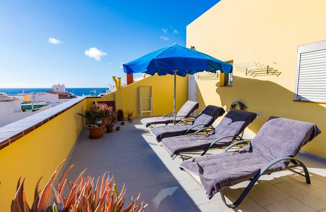 Beautiful penthouse with large sunny terrace