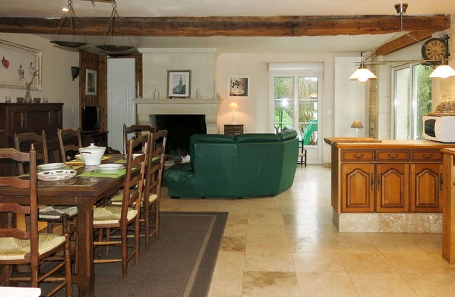 Beautiful private villa for 6 people with WIFI, TV, terrace and pets allowed