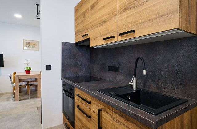 Beautiful private villa for 9 guests with WIFI, TV and pets allowed