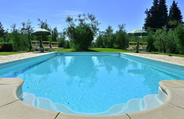 Beautiful private villa for 8 guests with A/C, private pool, WIFI, TV, terrace and panoramic view