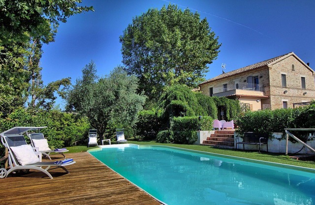 Beautiful private villa for 12 guests with A/C, WIFI, private pool, TV, patio and panoramic view
