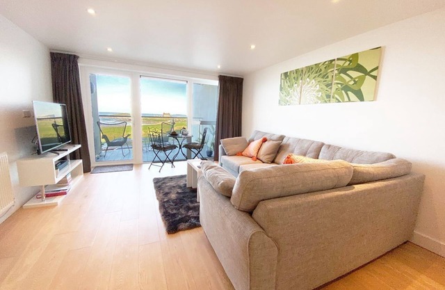 Beautiful property overlooking Fistral Beach and Newquay Golf Course
