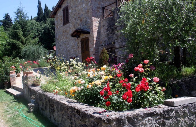 Beautiful stone house with garden and private pool.