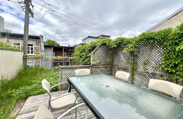 Beautiful townhouse in Old Quebec!