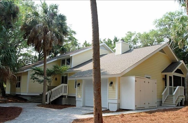 Beautiful View of Blue Heron Lake