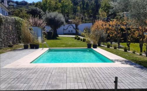 Beautiful villa in Póvoa de Lanhoso with pool and garden