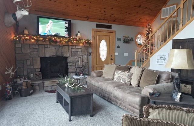 Beaver Lakefront Cabin