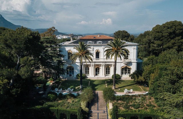 Bed and Breakfast in an exceptional location villa