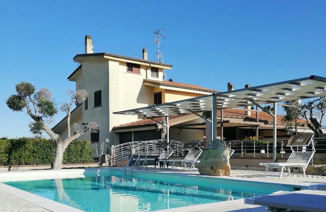 Bed & Breakfast Giardini Di Marzo