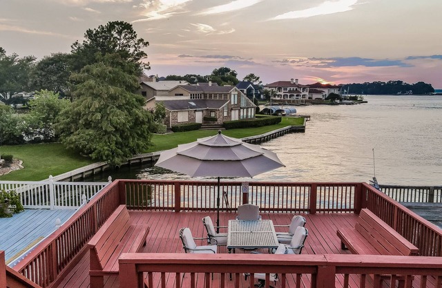 Bella Vista - A Sunset Serenity Cove Retreat!