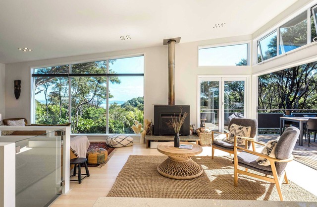 Bella Vista Bliss - Our Island