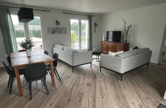 Belle Maison Familiale Avec Piscine Privée